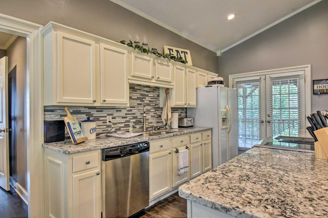 Hot Springs Home On Lake With Private Boat Dock! Exterior foto